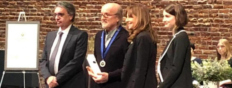 Jim Corcoran honoré au Conseil supérieur de la langue française